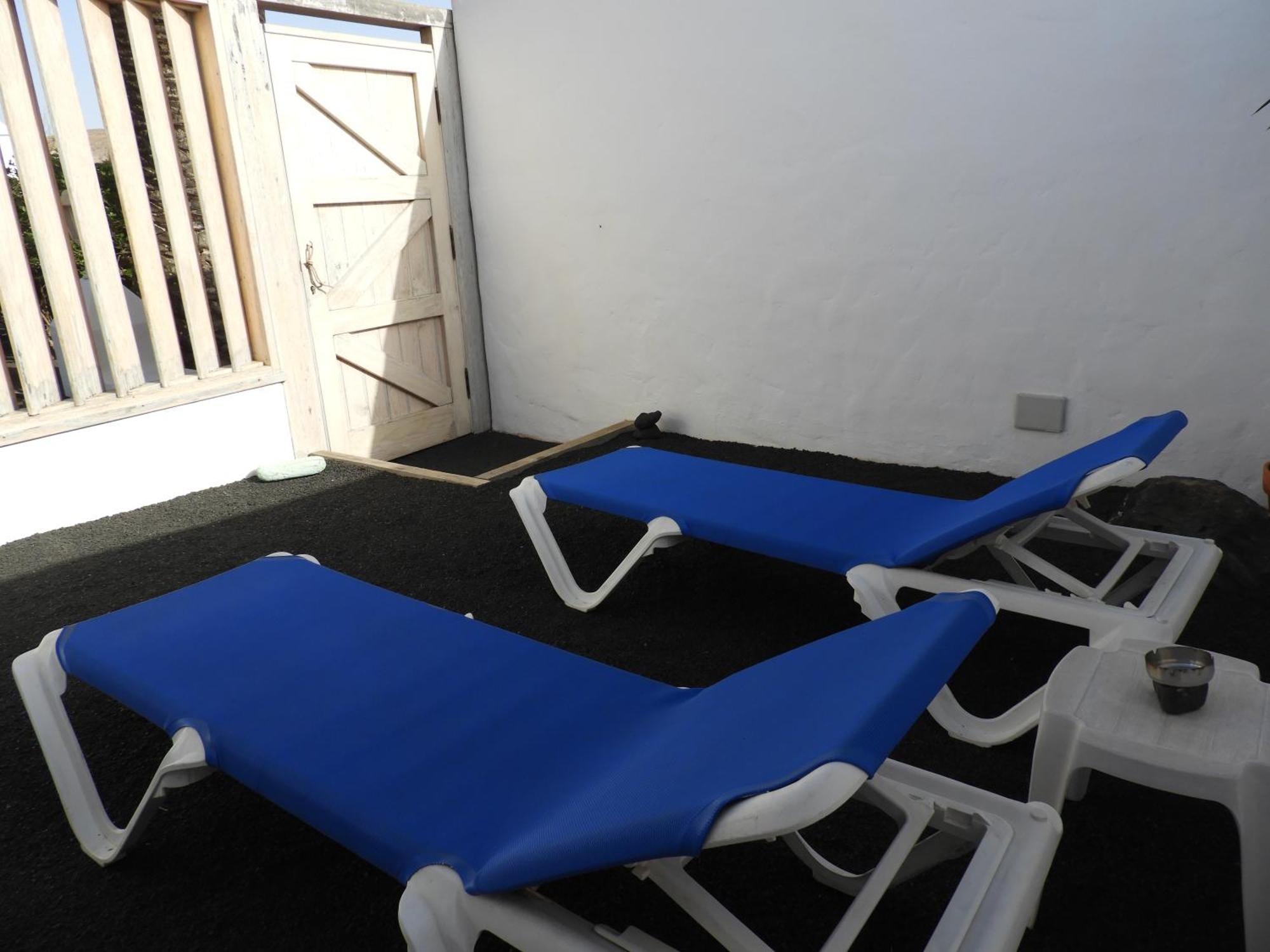 Apartamento Las Palmeras Nazaret Екстериор снимка